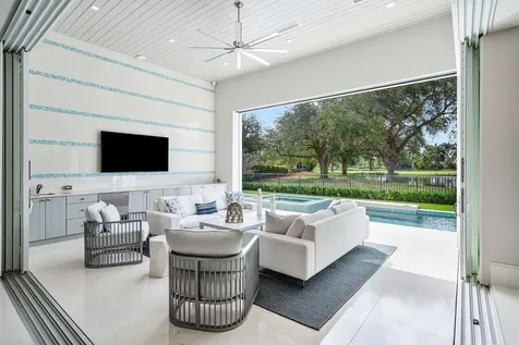 148 Thatch Palm Cove Boca Raton FL 33432