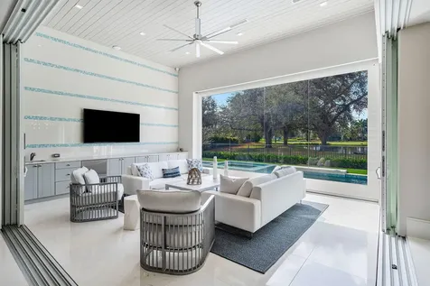 148 Thatch Palm Cove Boca Raton FL 33432