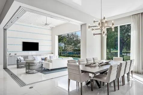 148 Thatch Palm Cove Boca Raton FL 33432