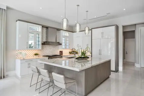 148 Thatch Palm Cove Boca Raton FL 33432