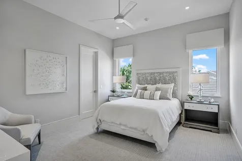 148 Thatch Palm Cove Boca Raton FL 33432