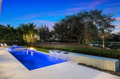 148 Thatch Palm Cove Boca Raton FL 33432