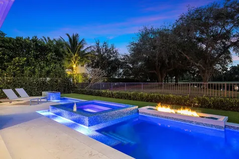 148 Thatch Palm Cove Boca Raton FL 33432