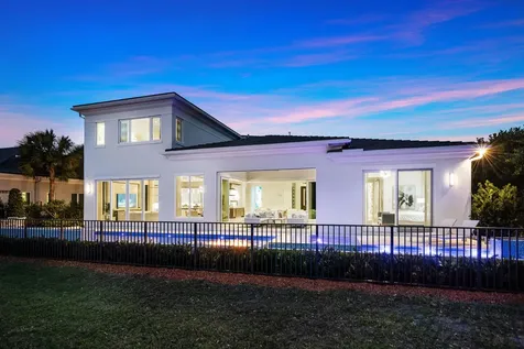 148 Thatch Palm Cove Boca Raton FL 33432