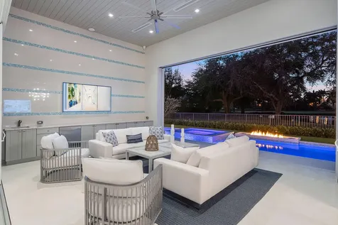 148 Thatch Palm Cove Boca Raton FL 33432