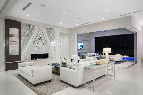 148 Thatch Palm Cove Boca Raton FL 33432