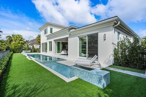 148 Thatch Palm Cove Boca Raton FL 33432