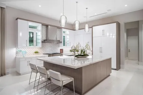 148 Thatch Palm Cove Boca Raton FL 33432