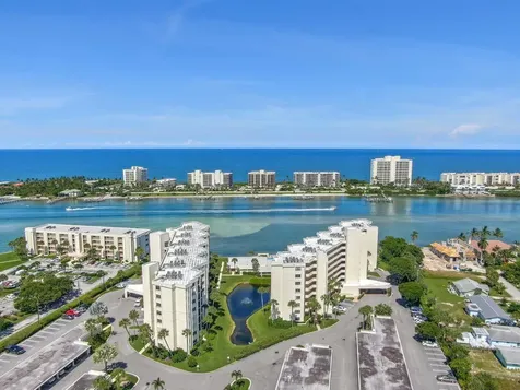 19800 Sandpointe Bay Drive Tequesta FL 33469