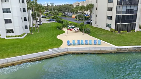 19800 Sandpointe Bay Drive Tequesta FL 33469