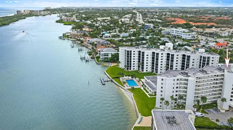 19800 Sandpointe Bay Drive Tequesta FL 33469
