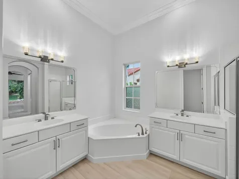 1622 Nature Court Palm Beach Gardens FL 33410