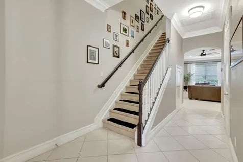 6099 Nw Helmsdale Way Port Saint Lucie FL 34983