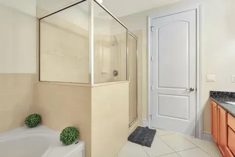 6099 Nw Helmsdale Way Port Saint Lucie FL 34983