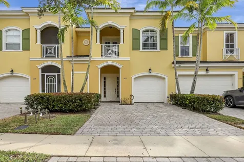 6099 Nw Helmsdale Way Port Saint Lucie FL 34983
