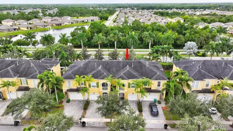 6099 Nw Helmsdale Way Port Saint Lucie FL 34983