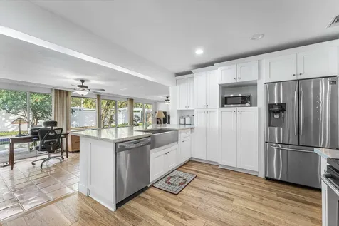 669 Sw 3rd Street Boca Raton FL 33486