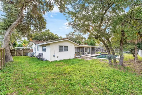 669 Sw 3rd Street Boca Raton FL 33486