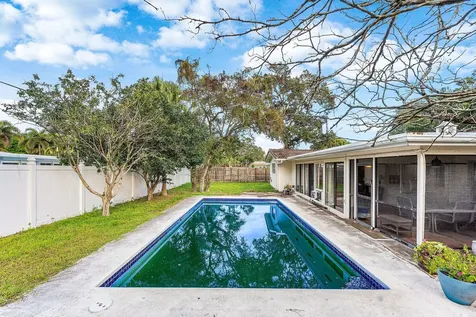 669 Sw 3rd Street Boca Raton FL 33486