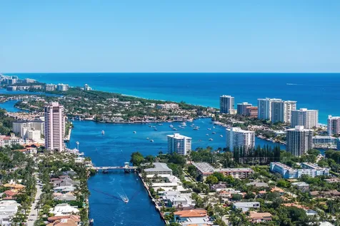 669 Sw 3rd Street Boca Raton FL 33486