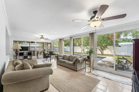 669 Sw 3rd Street Boca Raton FL 33486