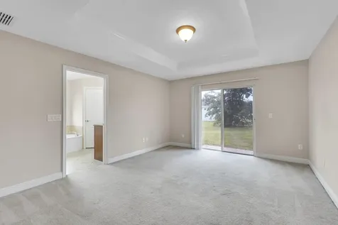 662 Sw Jacoby Avenue Port Saint Lucie FL 34953