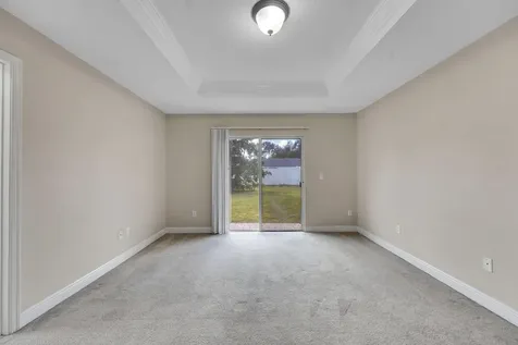 662 Sw Jacoby Avenue Port Saint Lucie FL 34953