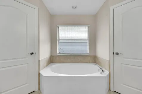 662 Sw Jacoby Avenue Port Saint Lucie FL 34953