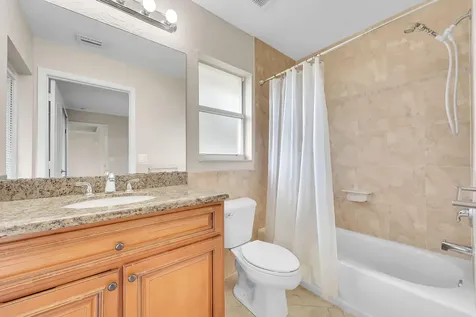 662 Sw Jacoby Avenue Port Saint Lucie FL 34953