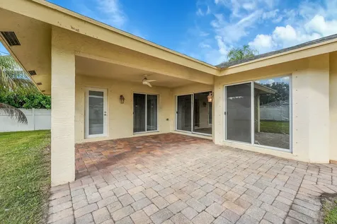 662 Sw Jacoby Avenue Port Saint Lucie FL 34953