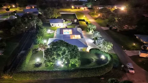 3504 Fontaneda Avenue Fort Pierce FL 34947