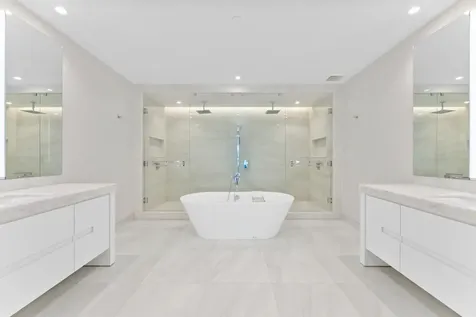 210 Se Mizner Boulevard Boca Raton FL 33432