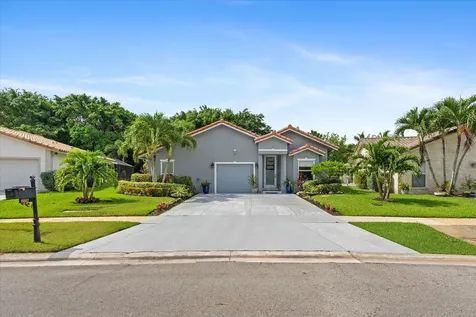 10167 Camelback Lane Boca Raton FL 33498