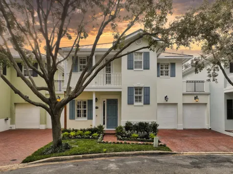 1030 W Heritage Club Circle Delray Beach FL 33483