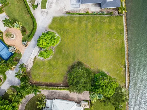 4082 SE Old Saint Lucie Boulevard Stuart FL 34996