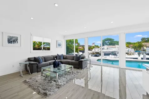 2331 Se 14th Street Pompano Beach FL 33062