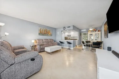 2565 S Ocean Boulevard Palm Beach FL 33480