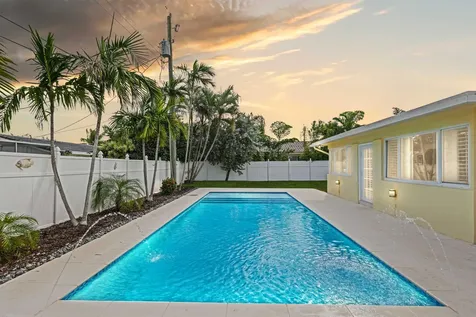 4220 Ne 26th Terrace Lighthouse Point FL 33064