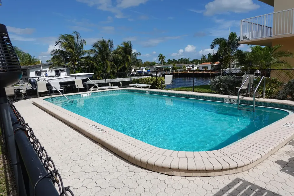 301 E Mcnab Road Pompano Beach FL 33060