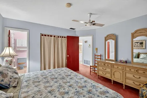 2929 Se Ocean Boulevard Stuart FL 34996