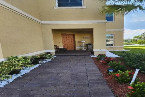 1998 Nw Cataluna Circle Port Saint Lucie FL 34986