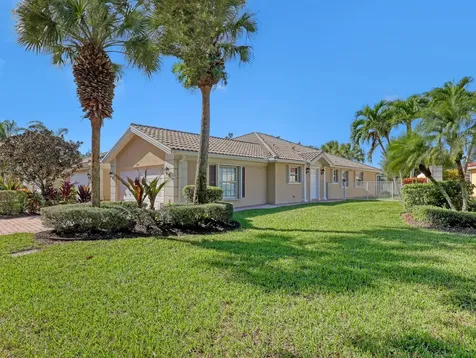 5011 Magnolia Bay Circle Palm Beach Gardens FL 33418