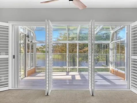 5011 Magnolia Bay Circle Palm Beach Gardens FL 33418