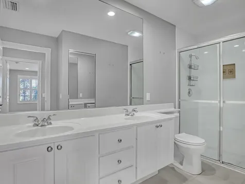 5011 Magnolia Bay Circle Palm Beach Gardens FL 33418