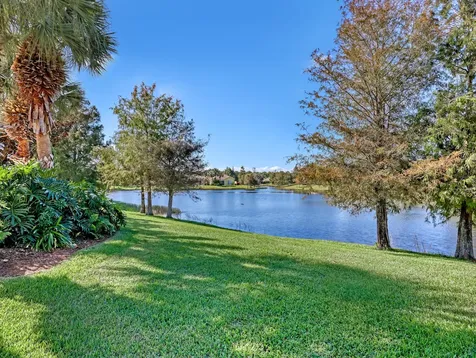 5011 Magnolia Bay Circle Palm Beach Gardens FL 33418