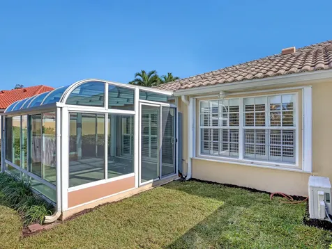5011 Magnolia Bay Circle Palm Beach Gardens FL 33418