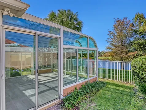5011 Magnolia Bay Circle Palm Beach Gardens FL 33418