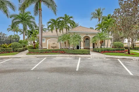 5011 Magnolia Bay Circle Palm Beach Gardens FL 33418