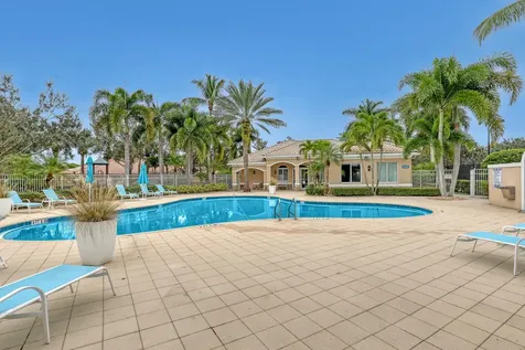 5011 Magnolia Bay Circle Palm Beach Gardens FL 33418