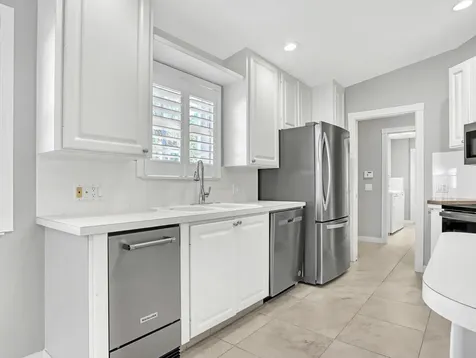 5011 Magnolia Bay Circle Palm Beach Gardens FL 33418